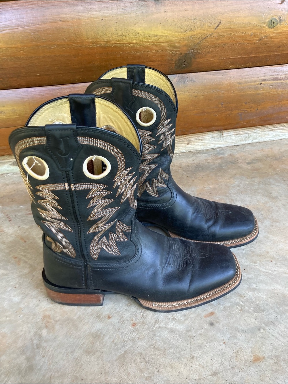 Justin Boots | Black Leather Cowboy Boots